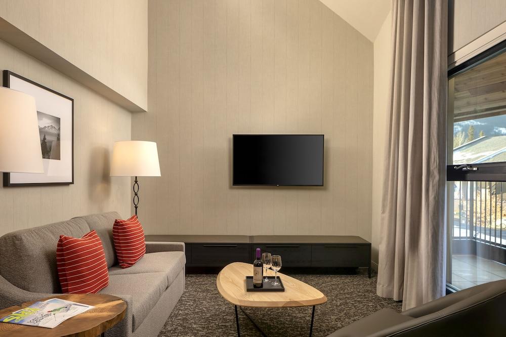 Inn Homestead 2*
