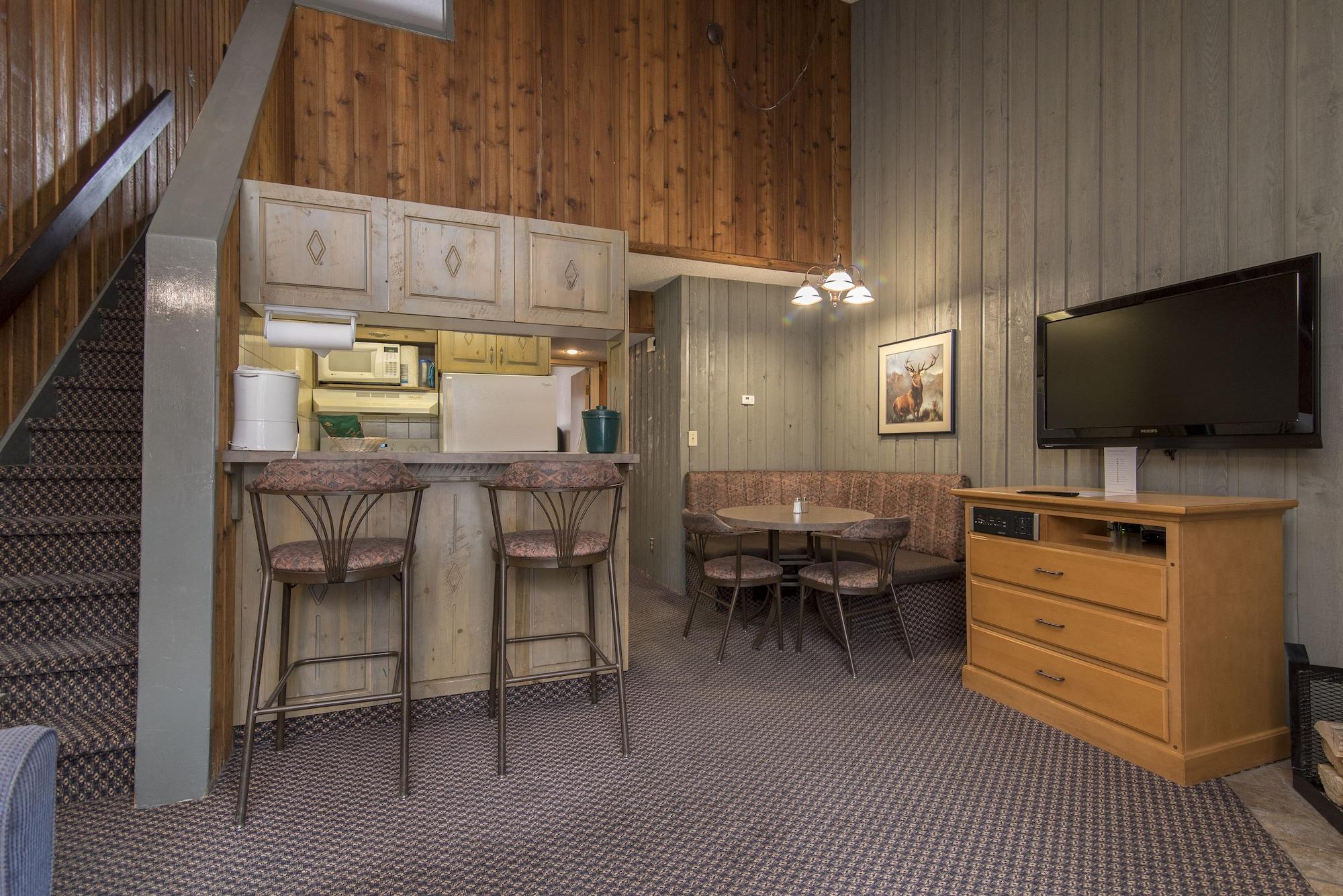 Hotel Douglas Fir &