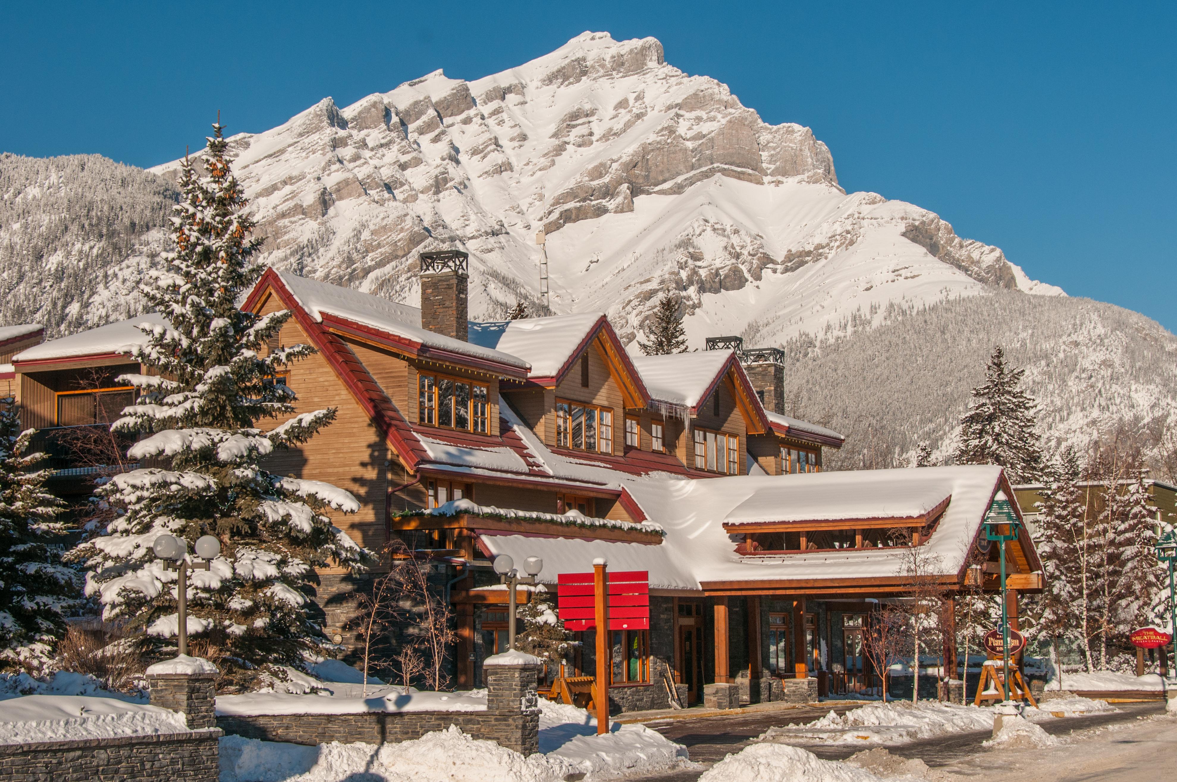 Ptarmigan Hotel Banff