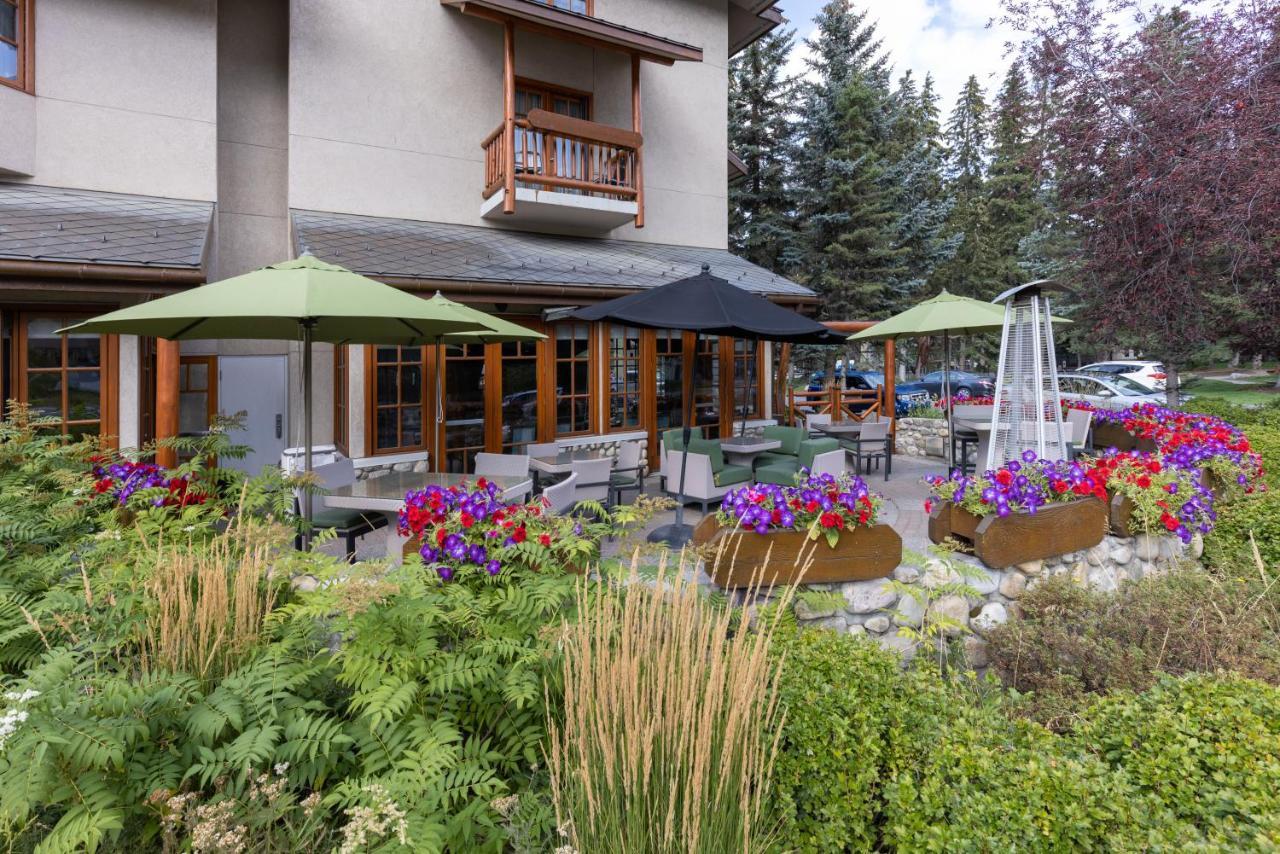 Caribou And Hotel 3*