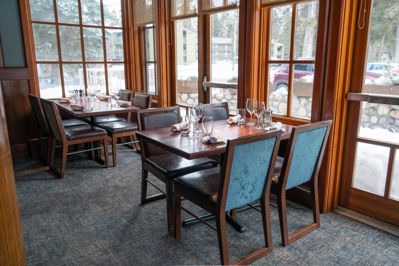 Hotel Caribou And Banff