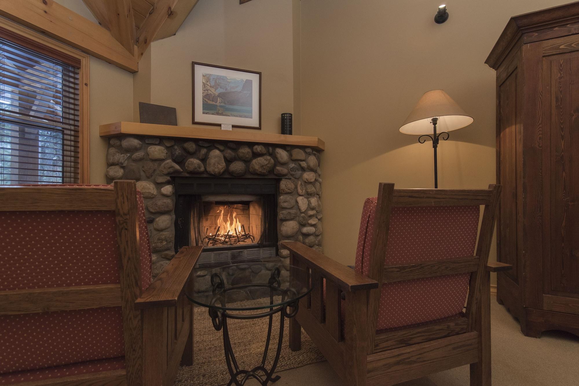 Buffalo Mountain Hotel Banff