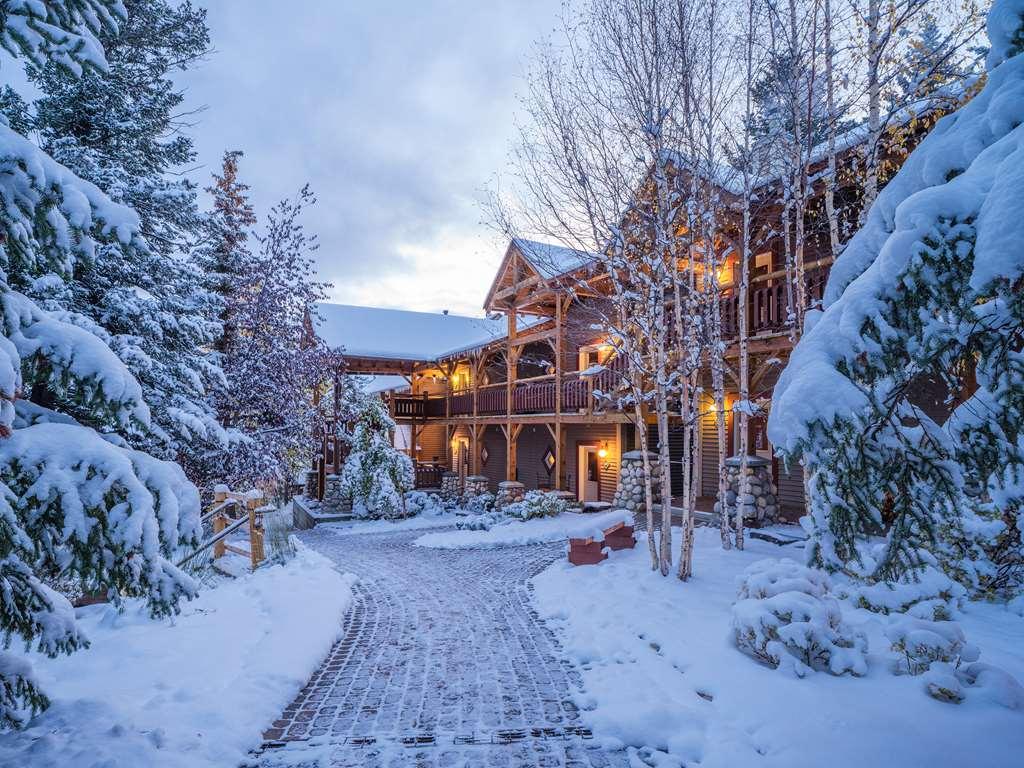Buffalo Mountain Hotel 4*