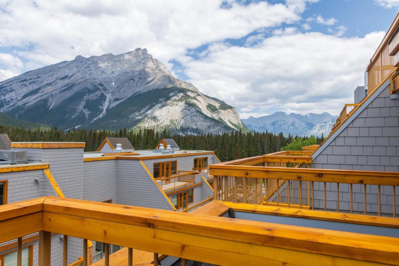 Canoe And Hotel 4*