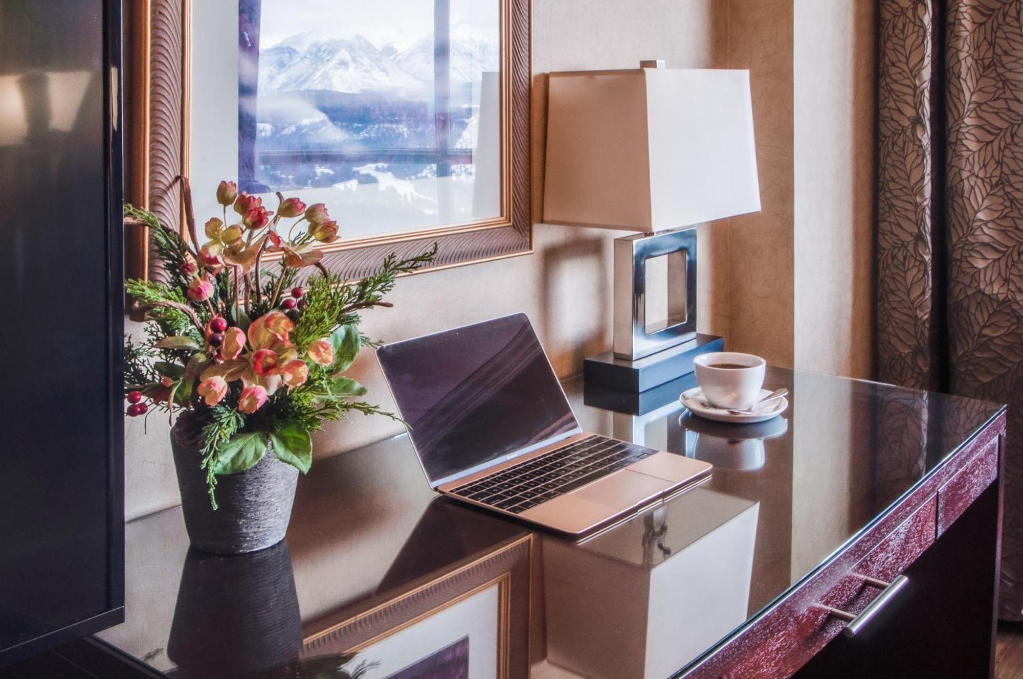 The Rimrock Hotel Banff