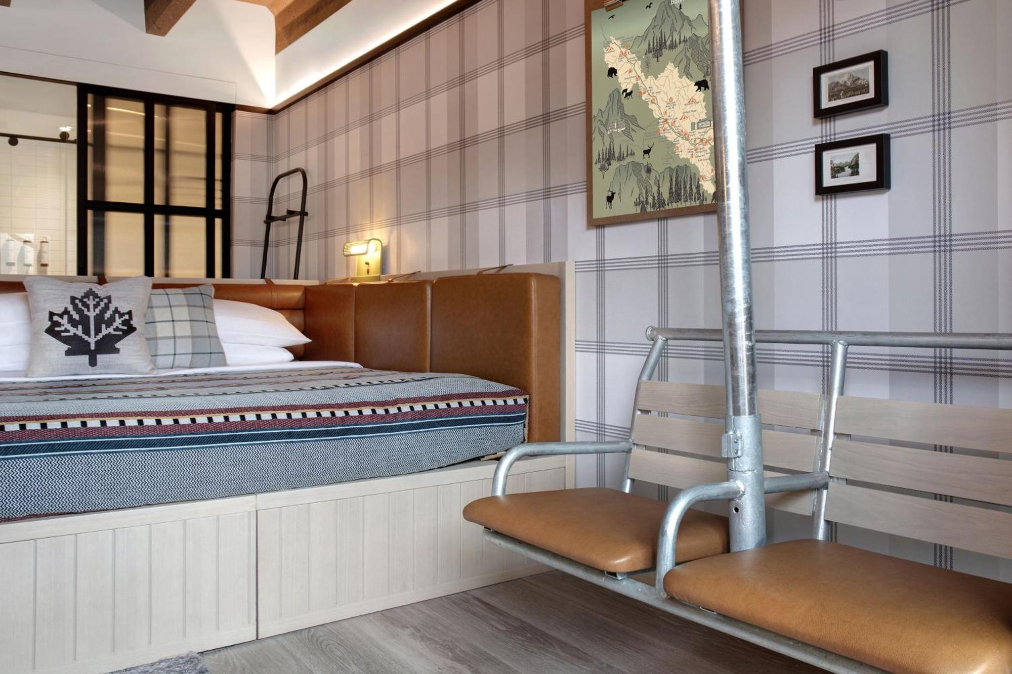 Moxy Hotel