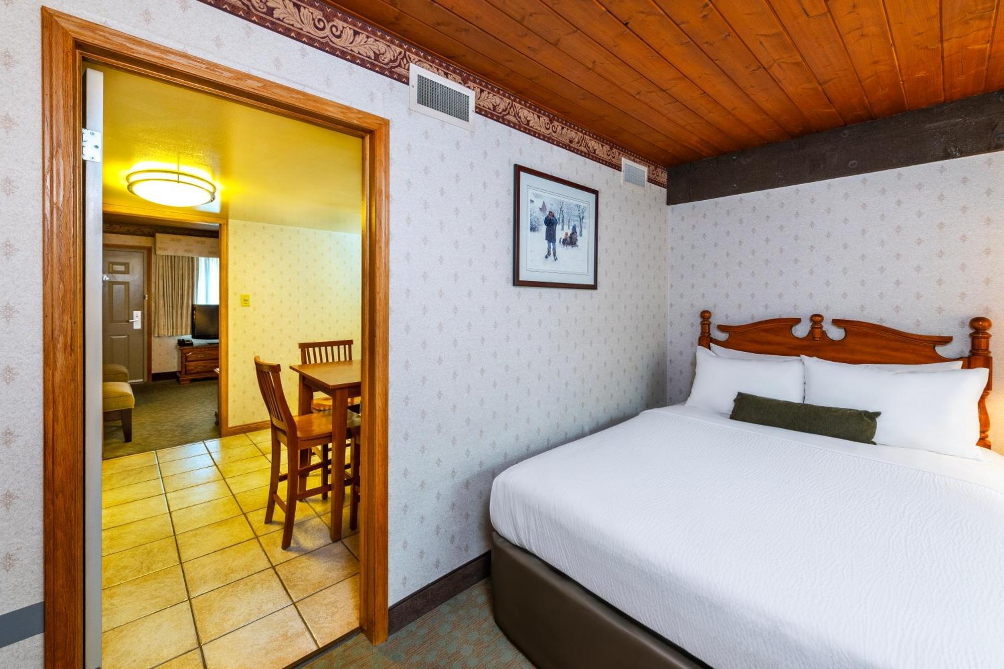 Hotel Charltons