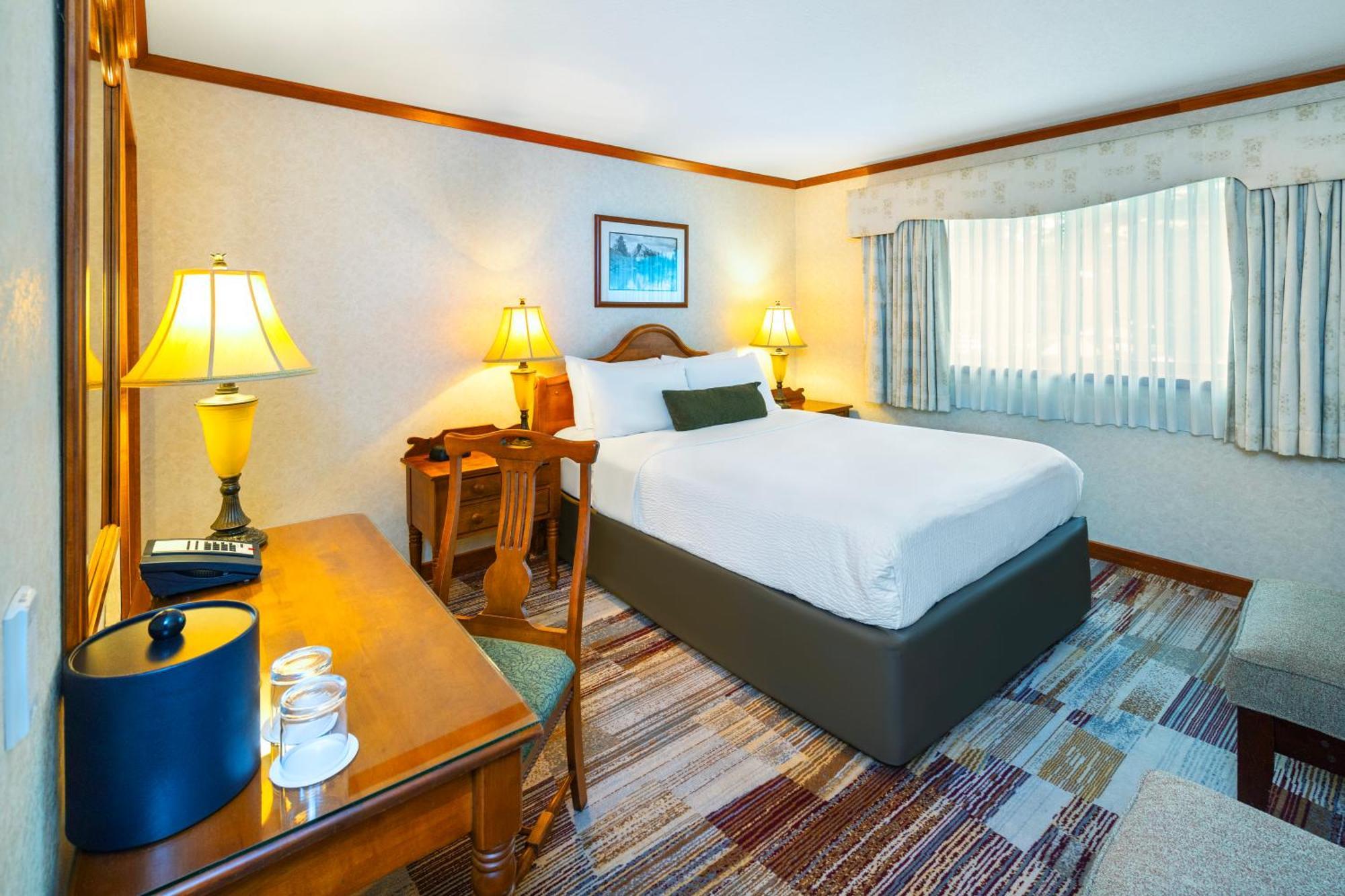 Charltons Hotel 3*