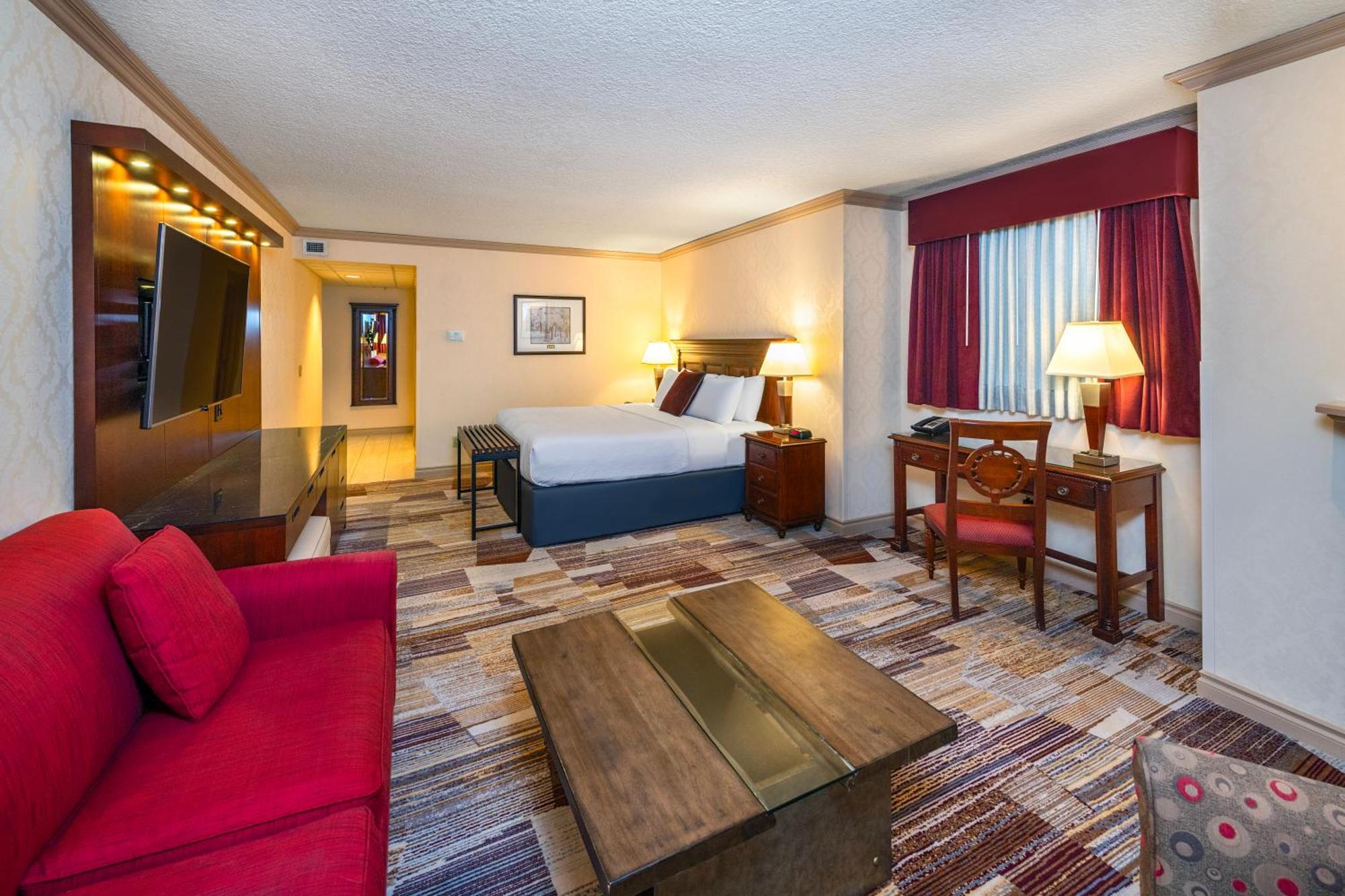 Hotel Royal Canadian 4*