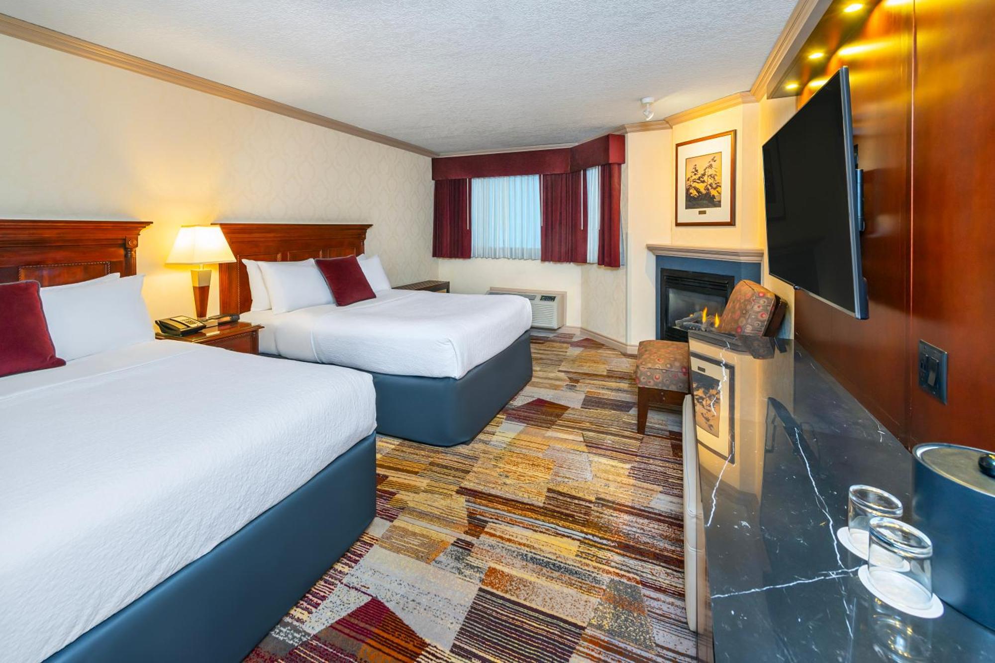 Royal Canadian 4*