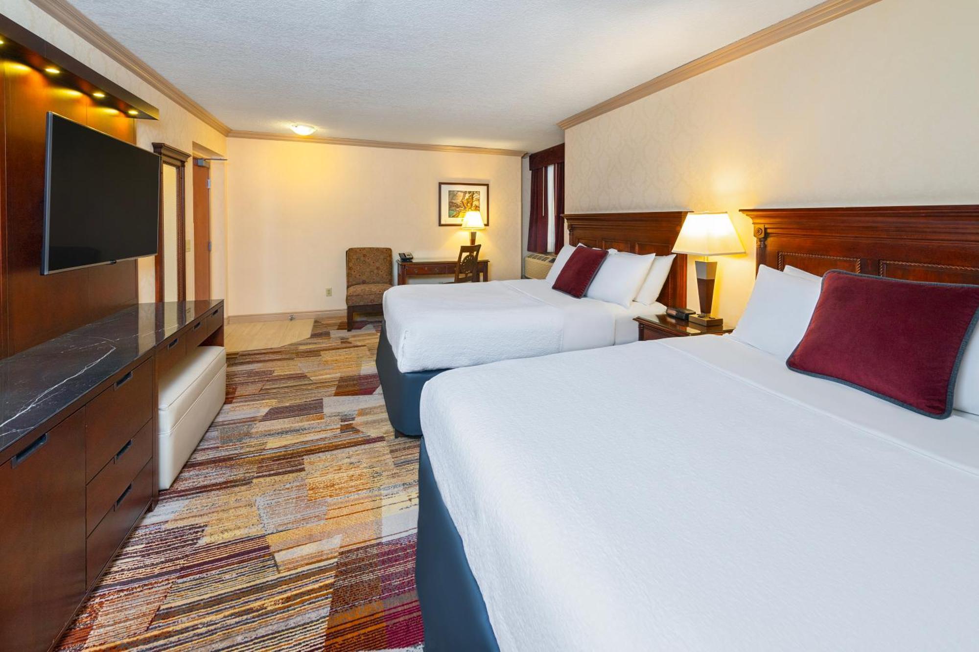 Hotel Royal Canadian 4*