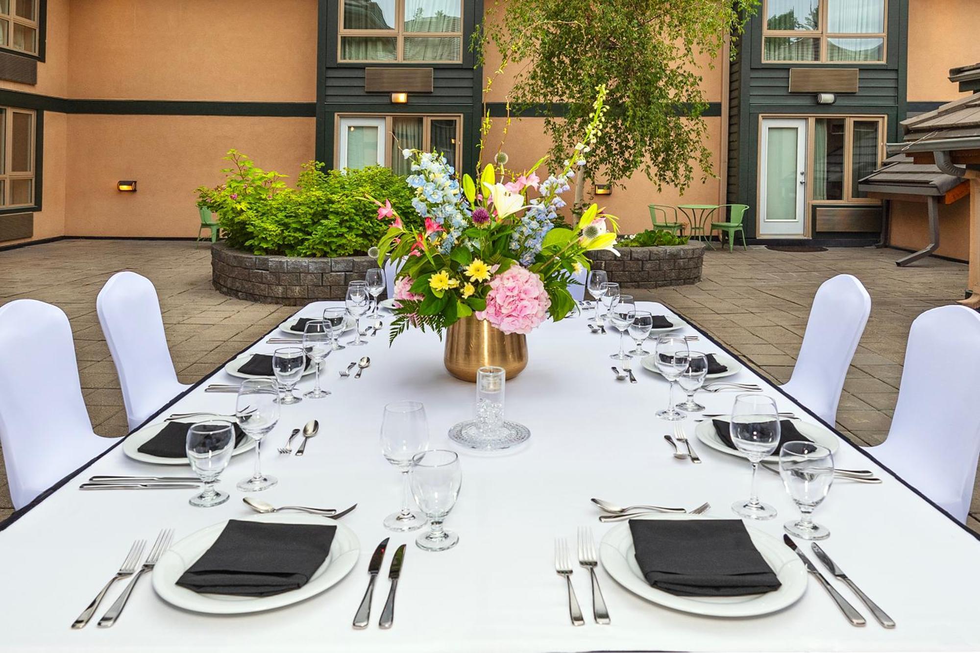 Hotel Royal Canadian 4*