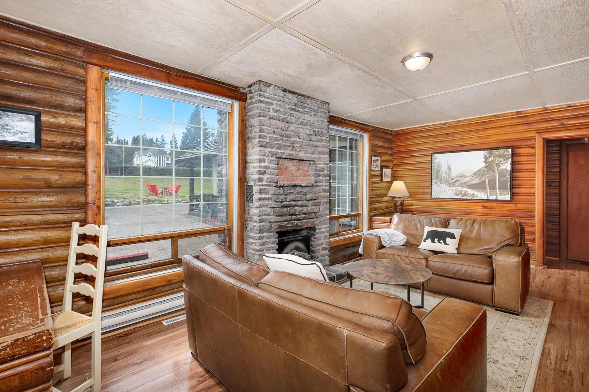 Elkhorn Vacation * Banff