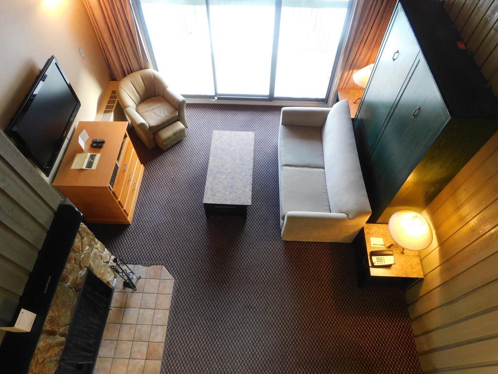 Douglas Fir & 3* Banff