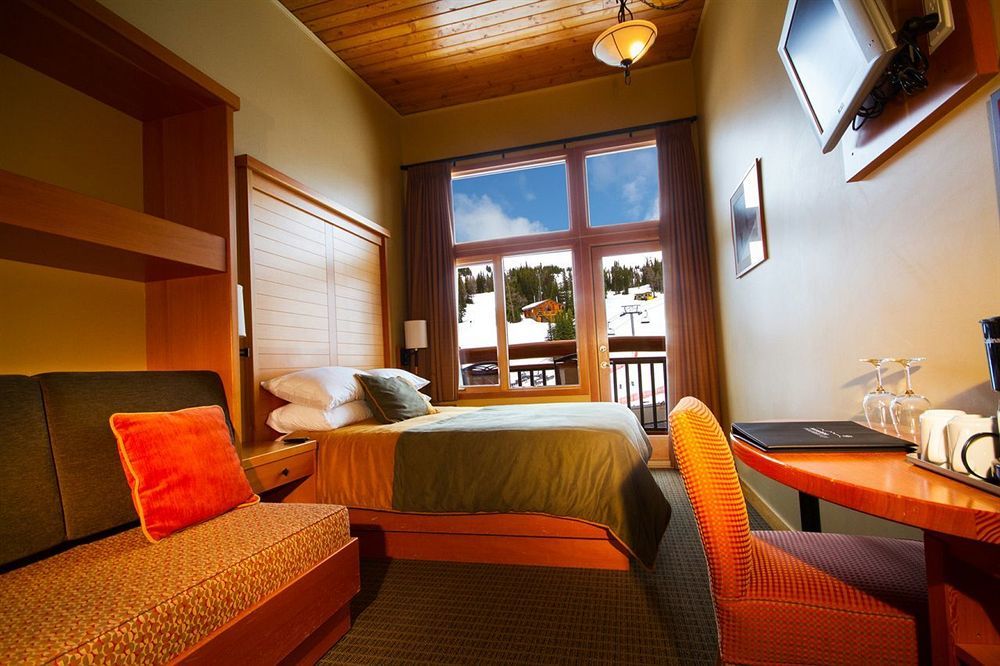 Hotel Sunshine Mountain