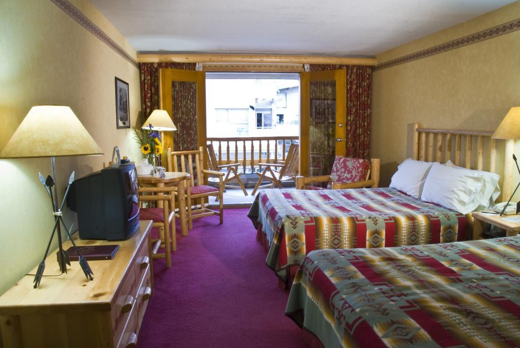 Hotel Brewster Mountain