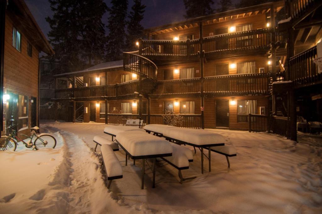 International * Banff