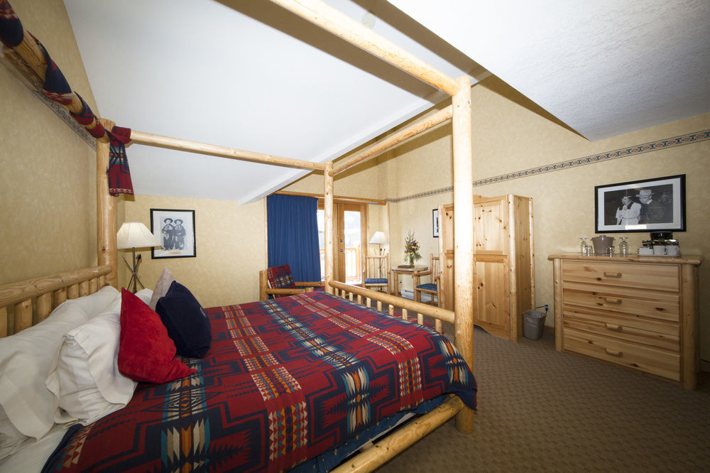 Hotel Brewster Mountain