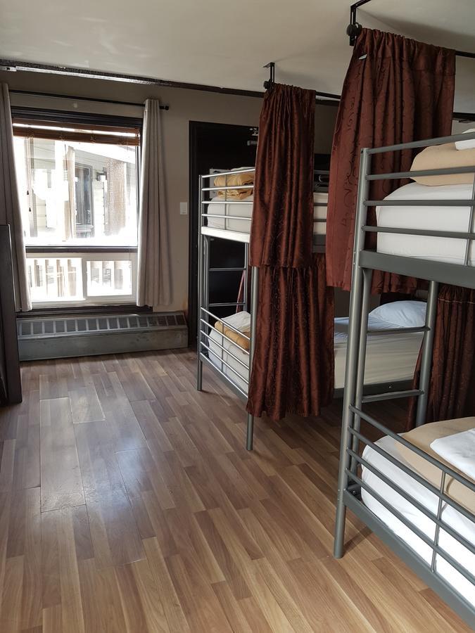 Hostel International Banff