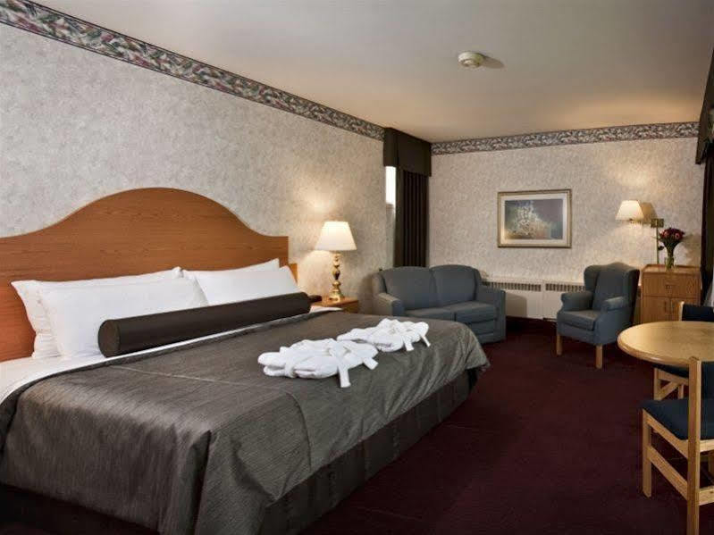 Bow View Hotel