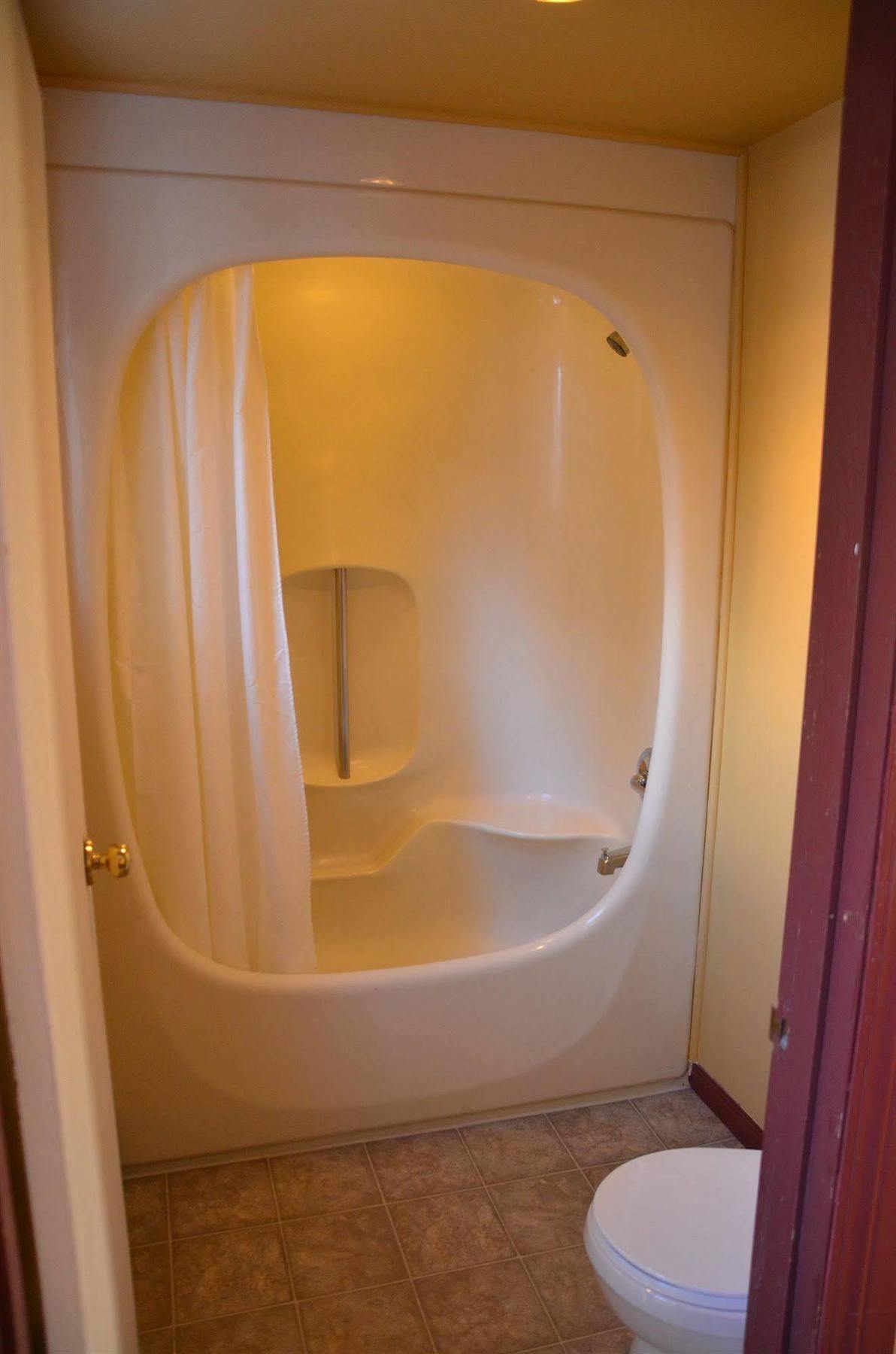Hostel International Banff