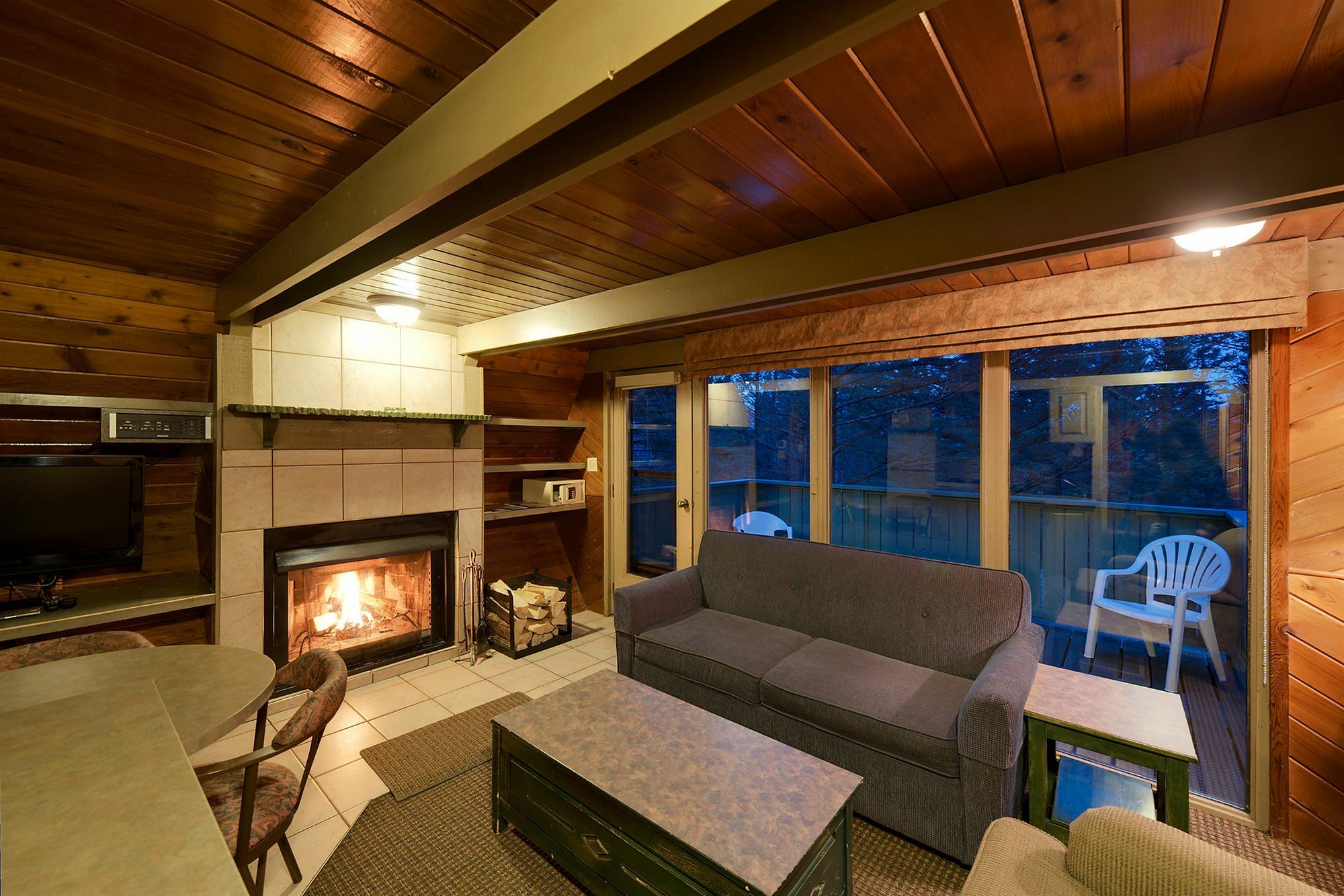 Hotel Douglas Fir & 3*