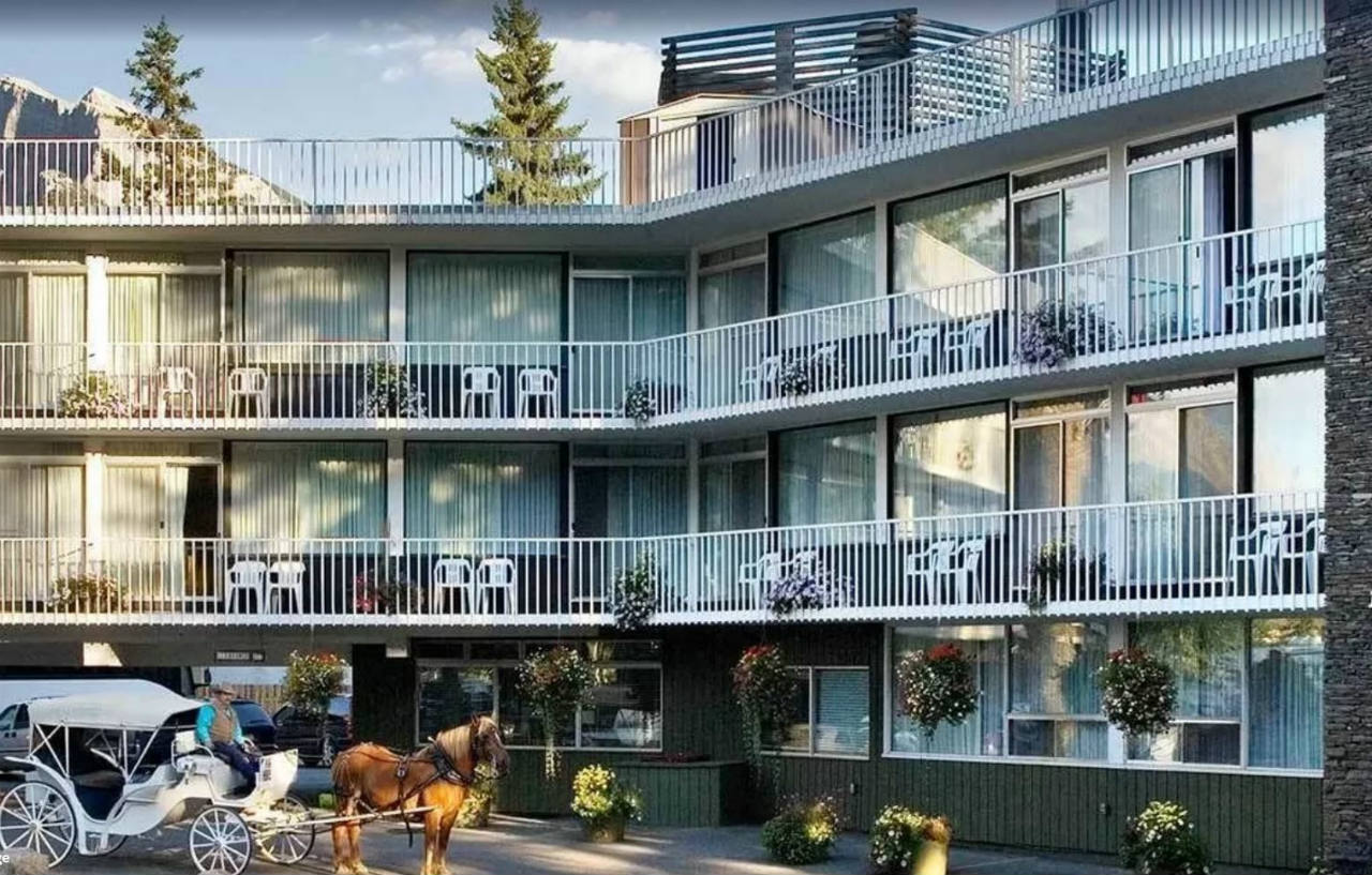 Bow View Hotel 3*